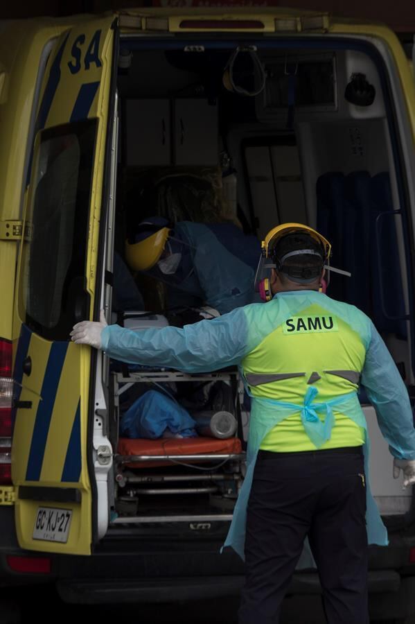 Presidente do Chile diz que sistema de saúde está perto do limite