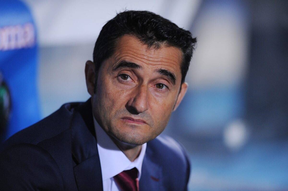 Ernesto Valverde assume o Barcelona
