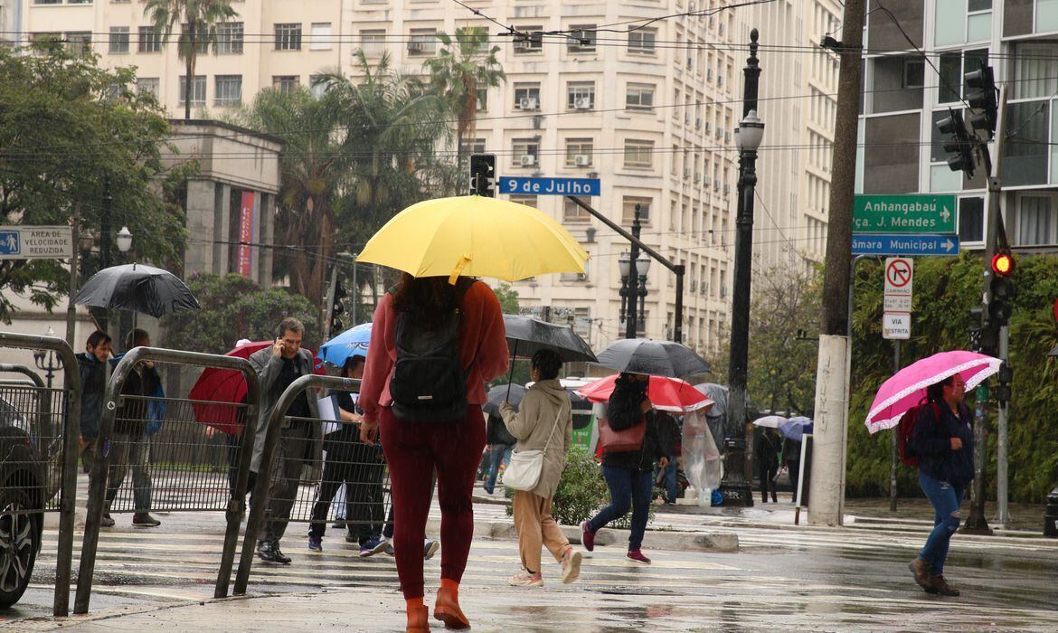 Capital deve ter chuva moderado durante feriado