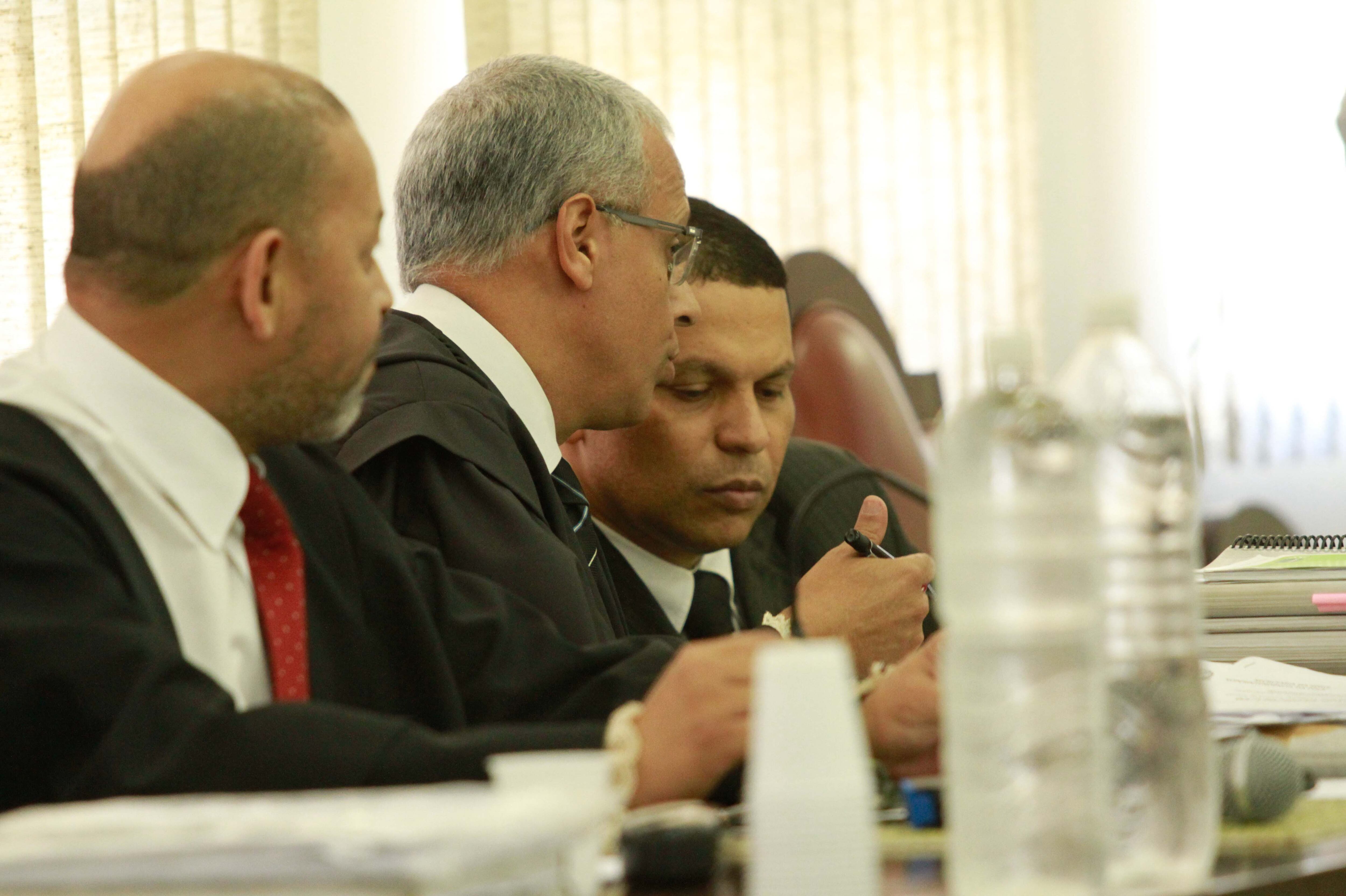 Durante o depoimento do engenheiro, Mizael não esteve presente no plenário
