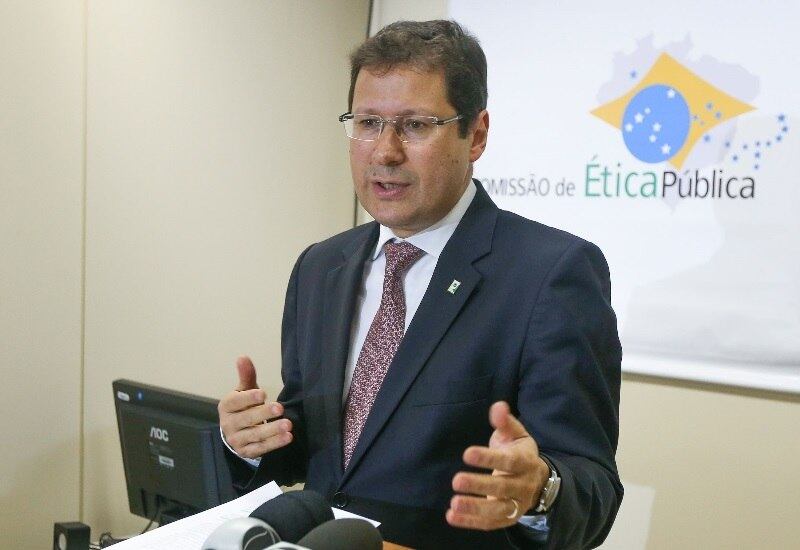 Advogado Mauro Menezes é ligado à CUT