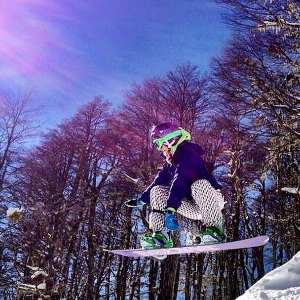 Isabella manda muito bem no snowboard
Veja mais: Medina está cada vez mais perto do inédito título do Circuito Mundial