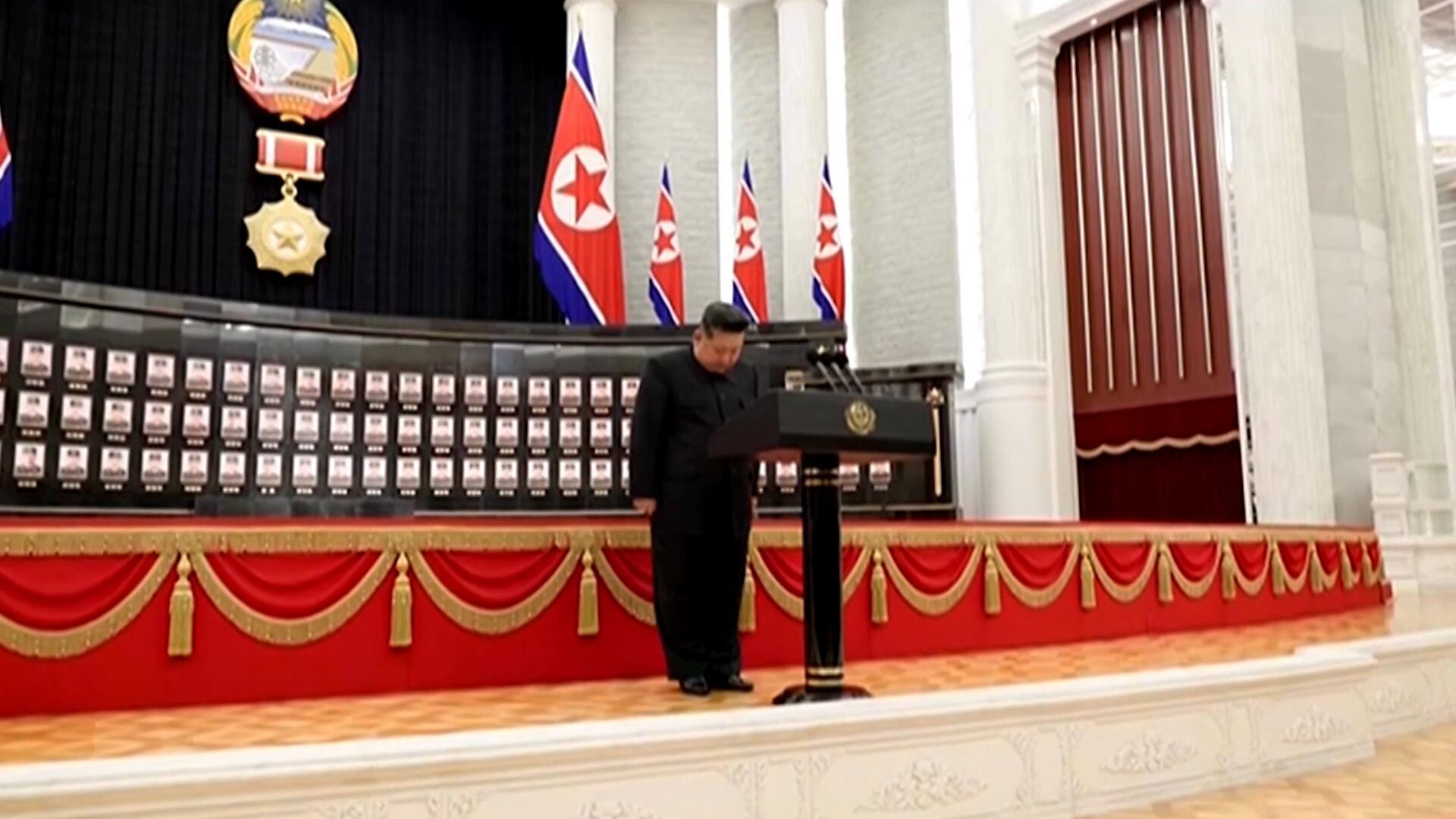 Kim Jong-un homenageia soldados norte-coreanos mortos ao combater pela Rússia na guerra