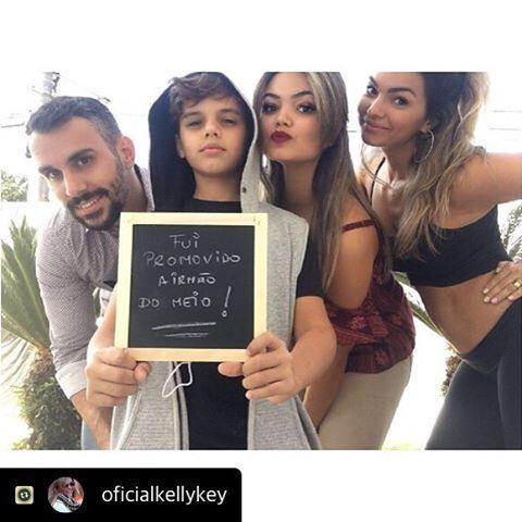 Em 2004, Kelly anunciou que estava grávida de seu segundo filho, Jaime Victor. Por falar em família, Suzanna Freitas considera o empresário como seu verdadeiro pai