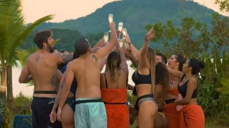 Você conhece bem os exploradores da llha Record?