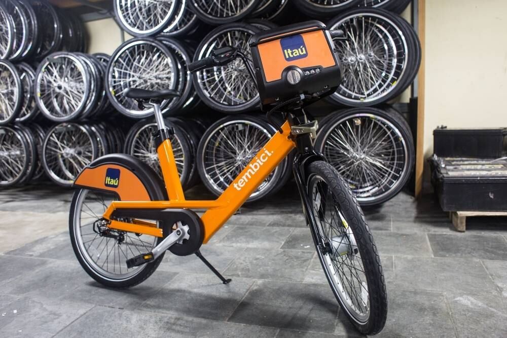 As novas bicicletas laranjinhas do Itaú
