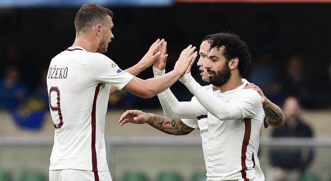 O bósnio Dzeko e o egípcio Salah nos seus tempos de colegas na Roma