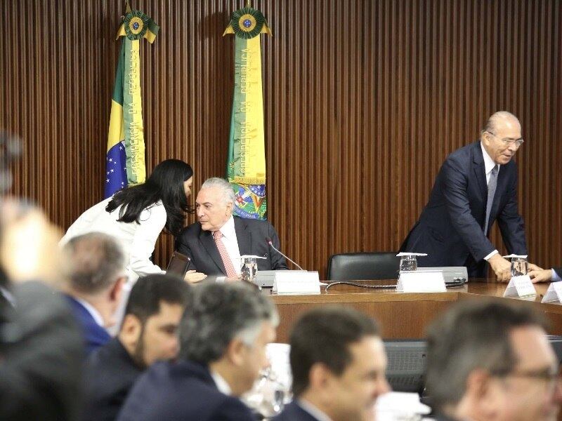 Temer reuniu todos os ministros nesta quarta-feira (19)