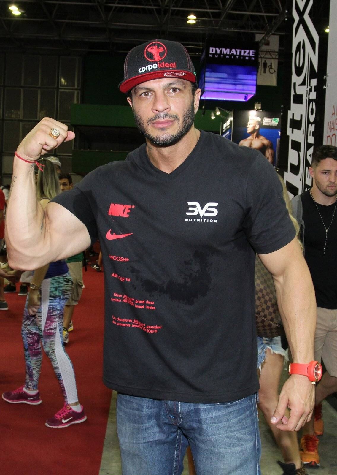 Bambam, que aderiu ao estilo fitness, também prestigiou o evento 