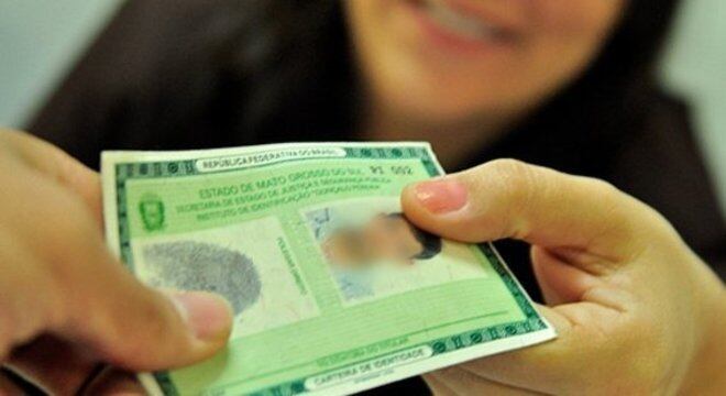 Solicitante poder pedir a entrega do documento físico pelos Correios