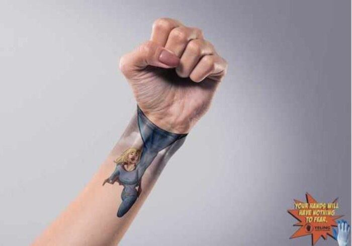 O que você achou dessa tattoo da Supergirl?