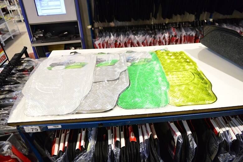 Tapetes aluminizados — R$ 39,90