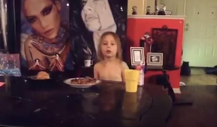 Ao escrever números em um papel, Ramses conseguia de adivinhá-los