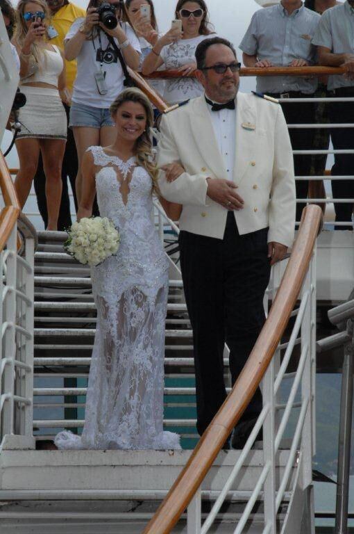 Filho de Susana Vieira se casa em cruzeiro de música eletrônica