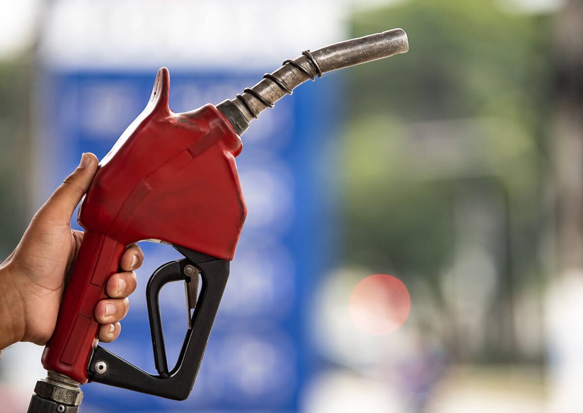 Governo do Rio reduziu ICMS sobre gasolina e álcool de 32% para 18%
