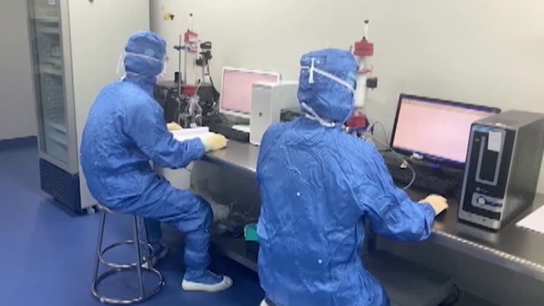 China afirma ter 'desenvolvido com sucesso' vacina contra a covid-19