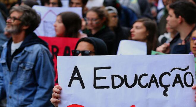 Protestos pela Educação tomaram as ruas de todo o país