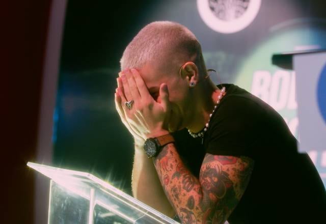 No palco do A Noite É Nossa, Biel também fez várias revelações bombásticas sobre as polêmicas que coleciona ao longo da carreira