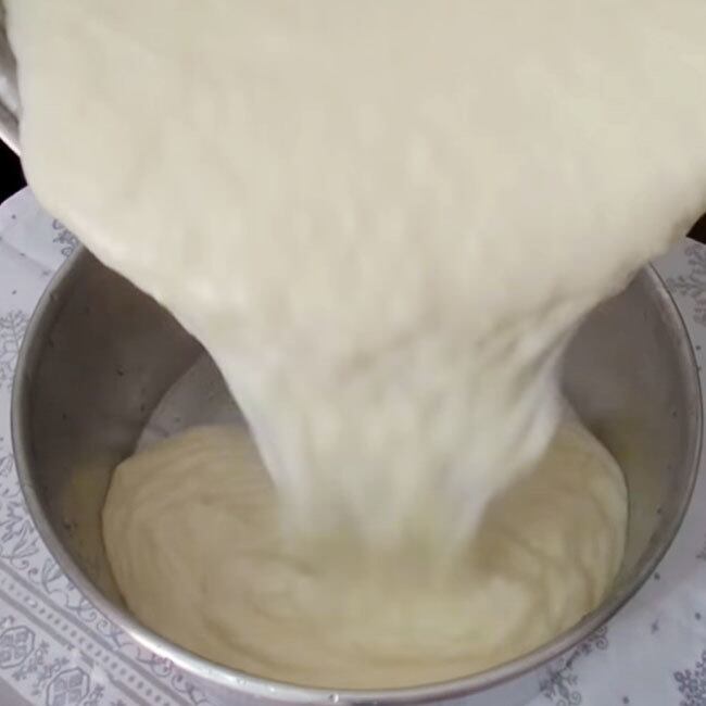 Manjar de Coco com Calda de Ameixa