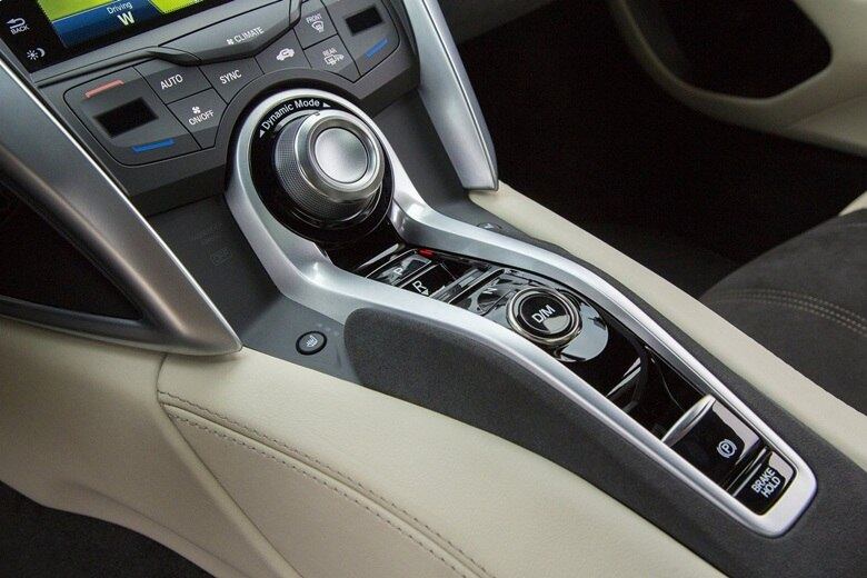 Quase desconhecido do grande público, o Honda NSX tem o carinho de uma legião de fãs do piloto Ayrton Senna
