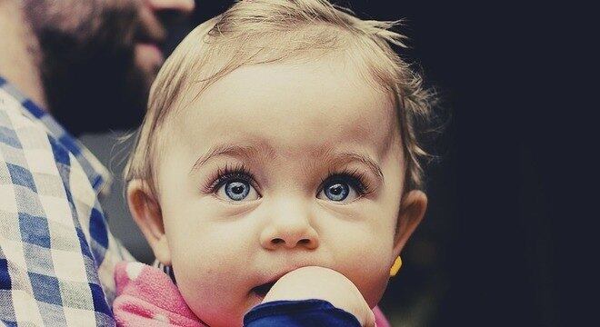 Cerca de 45% dos doadores têm olhos azuis; 71% dos semens vêm dos EUA