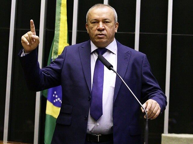 Deputado Paulo Guedes (PT), que relata ter sido vítima de um ataque a tiros durante ato de campanha