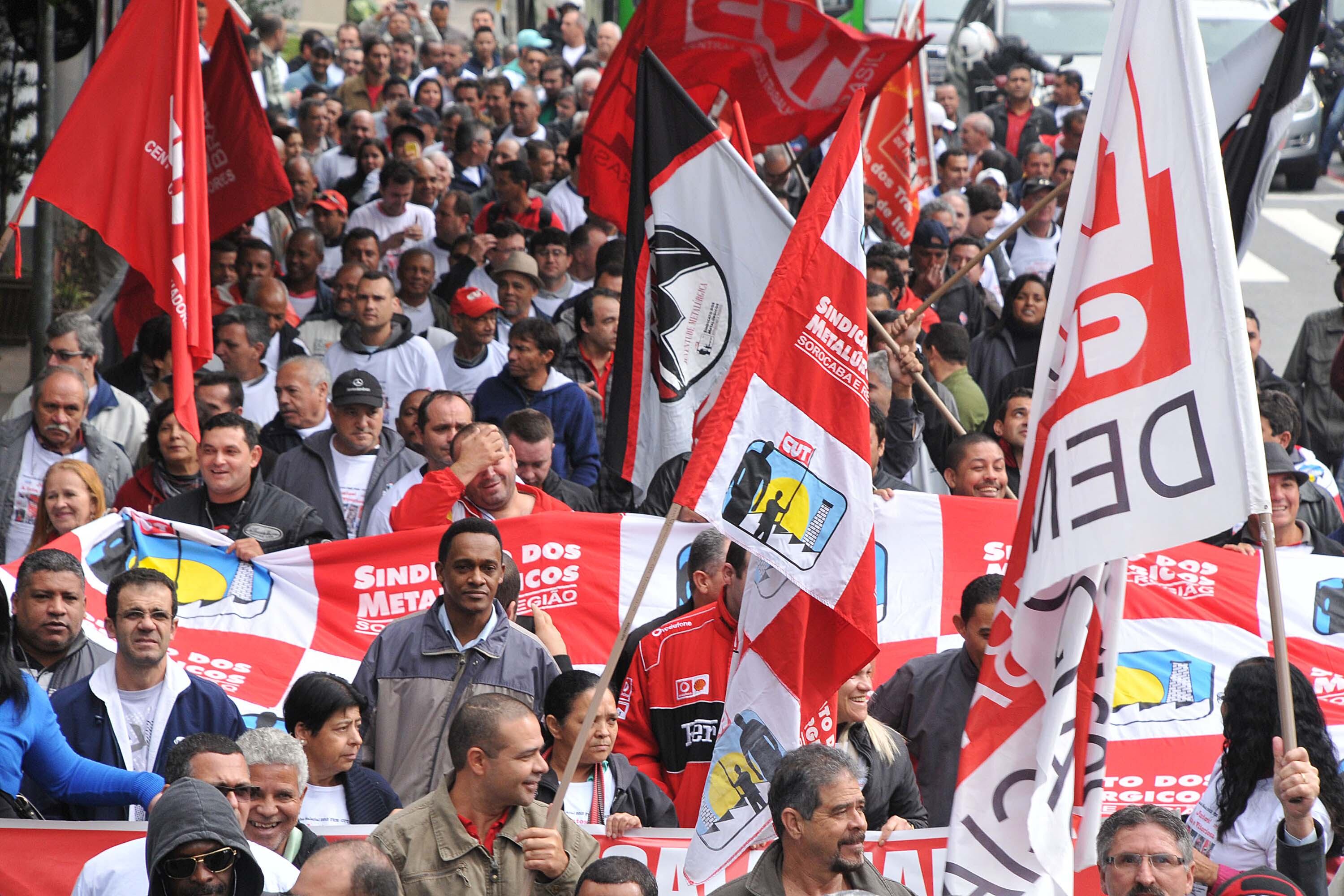 Nota de repúdio às mudanças foi assinada por sindicatos das bases do ABC paulista, de São Caetano do Sul e de São José dos Campos