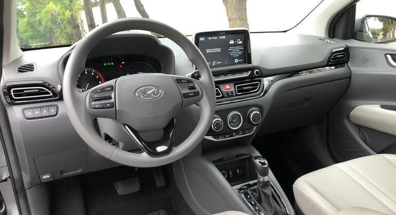 Modelo vem equipado com multimídia de 8 polegadas com Android Auto e Apple CarPlay