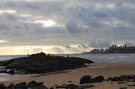 Banhistas devem evitar 12 praias