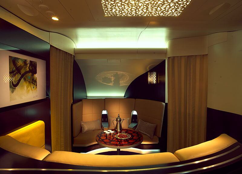 Mas, a partir de dezembro de 2015, a companhia passará a oferecer o serviço de luxo entre Abu Dhabi, nos Emirados Árabes Unidos, e Nova York, nos Estados Unidos