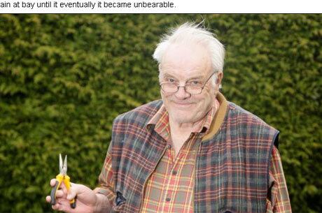 Dor insuportável levou aposentado a arrancar o dente com alicate