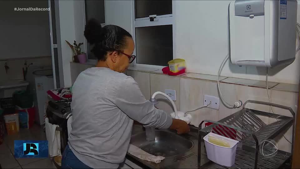 Brasil tem mais de seis milhões de trabalhadores domésticos; a maioria é mulher