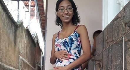 Daniela Priscila e o filho, ainda em gestação, morreram