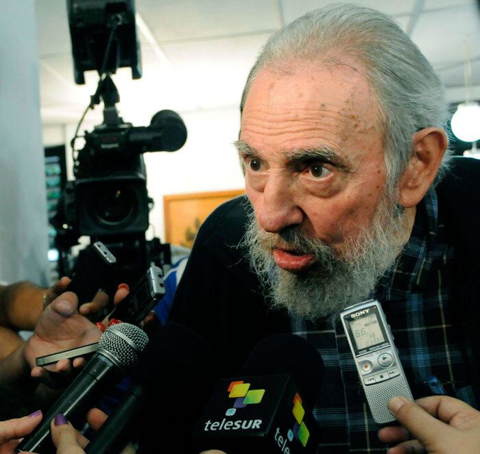 23 de maio de 2007 — Em sua 11ª reflexão, Fidel se refere pela primeira vez a sua saúde, revelando que havia sido operado diversas vezes desde que estava doente