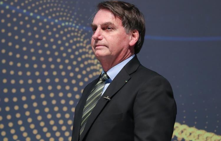 Bolsonaro chama grampo de 'desonestidade'