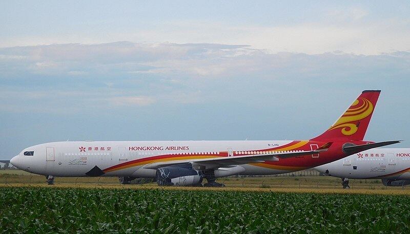 A330 da Hong Kong Airlines: vazamento hidráulico causado por parafusos desgastados