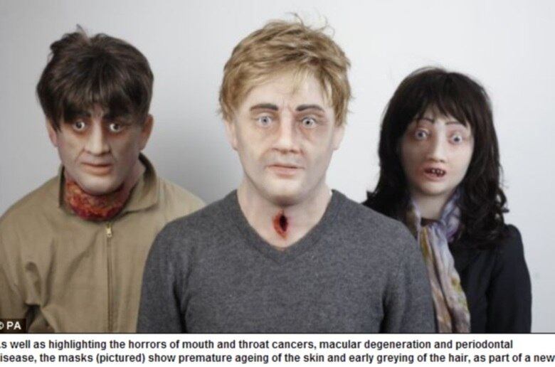 

Uma
campanha contra os males do cigarro no Reino Unido tem chocado a população com
simulações de como o cigarro causa estragos no organismo e também na aparência
física da pessoa. Para chamar a atenção nas ruas, atores vestiram o acessório e
abordaram as pessoas para explicar a ação do tabaco no organismo