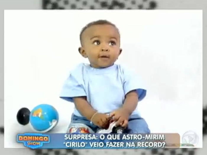 

— Foi uma longa espera. Uma tentativa de cinco anos e nada.
Depois veio o processo de um tratamento para descobrir o motivo. Fui no
hospital para fazer um exame e sai de lá chorando porque a médica disse que eu
tinha mioma e não teria filhos



+ Aproveite e confira as matérias do programa Domingo Show

+ Já curtiu a página do Domingo Show no Facebook? É só clicar!

+ Siga o Domingo Show no Twitter e receba todas as notícias do programa