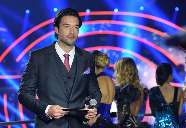 O repórter Sérgio Marone vai mostrar os bastidores do programa e conversar com os participantes antes e depois das apresentações