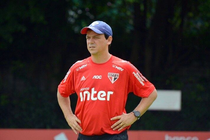 Fernando Diniz - Teve no São Paulo o seu trabalho mais longevo até aqui, ficando um ano e quatro meses na equipe. Chegou a liderar o Brasileirão do ano passado quase inteiro, mas perdeu fôlego na reta final e acabou demitido. Foram 74 jogos, com 34 vitórias, 20 empates e 20 derrotas