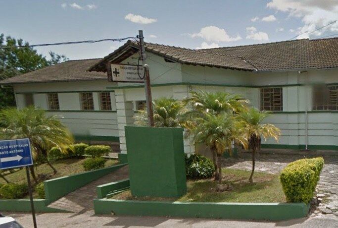 Menino foi levado para o Hospital Santo Antônio