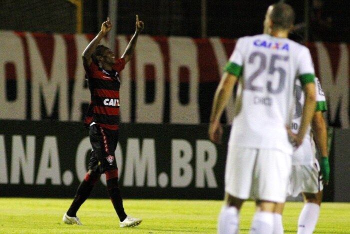 Com os três pontos, Vitória mantém sonho da Libertadores vivo