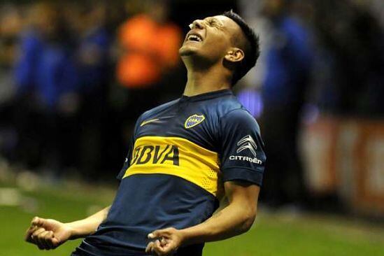 No futebol sul-americano, Andrés Chávez foi revelado pelo Banfield-ARG e chamou atenção do Boca Juniors-ARG, que foi contratado com os seus 23 anos para brilhar na equipe xeneize

Veja também: NBA 2K15 ou o lendário NBA Jam: Qual o melhor jogo de basquete?
