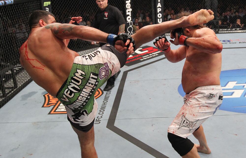 Em sua primeira luta do seu retorno ao UFC, no início de 2012, o gaúcho passeou para cima do gordinho Roy Nelson, e depois de deixar o americano com o rosto todo destruído, garantiu a vitória por decisão unânime