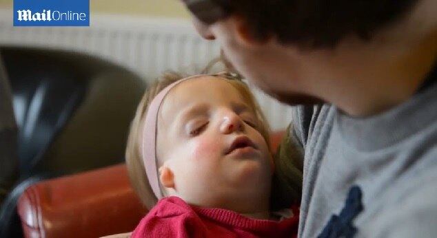 O pai conta que nunca torceu para que ela não tivesse a doença
