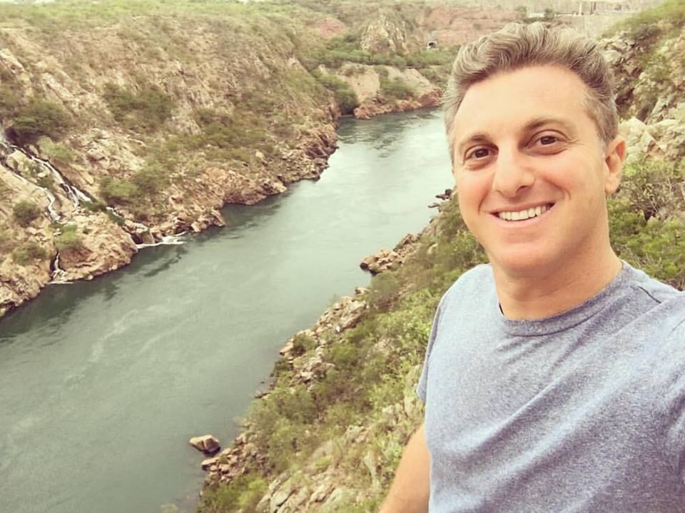 Luciano ficou feliz que o aplicativo voltou a funcionar no Brasil