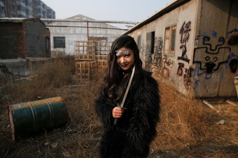 Durante anos, os produtores de filmes ficaram fora do radar
da indústria cinematográfica chinesa, fortemente regulamentada. Mas uma nova
lei fará com que os cineastas tenham que enviar seis scripts para aprovação e
obter uma licença para filmar