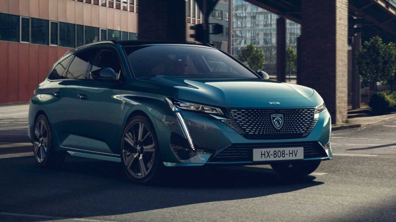 No visual o 308 SW recebeu as mesmas linhas da versão hatch na dianteira