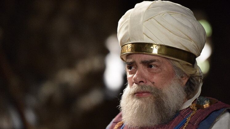 Enredo da primeira temporada 

Dentro do Tabernáculo, em Siló, a trama se sobressai com a decadência da família de Eli, juiz de Israel e sumo sacerdote do Senhor  