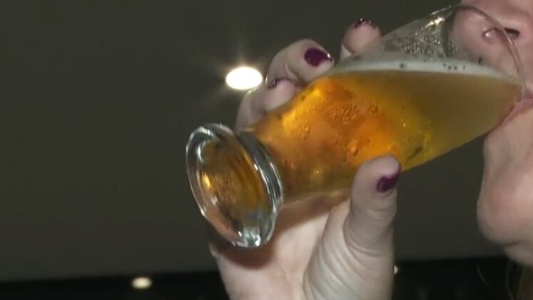 Dicas para reconhecer se uma bebida é falsificada